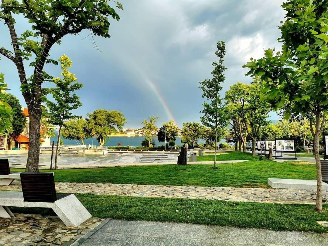 Апартаменти Кастро/Castro Apartments Tsarevo Luaran gambar